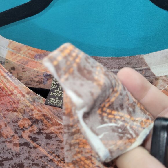 Prana Womens Long Sleeve V-Neck Top Medium Orange/White Abstract Print - Picture 6 of 12